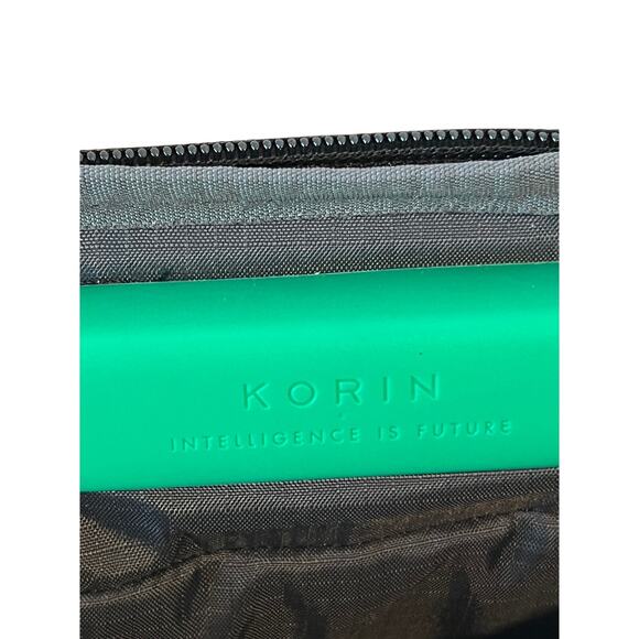 Korin FlipPack Pro Backpack - Picture 7 of 8